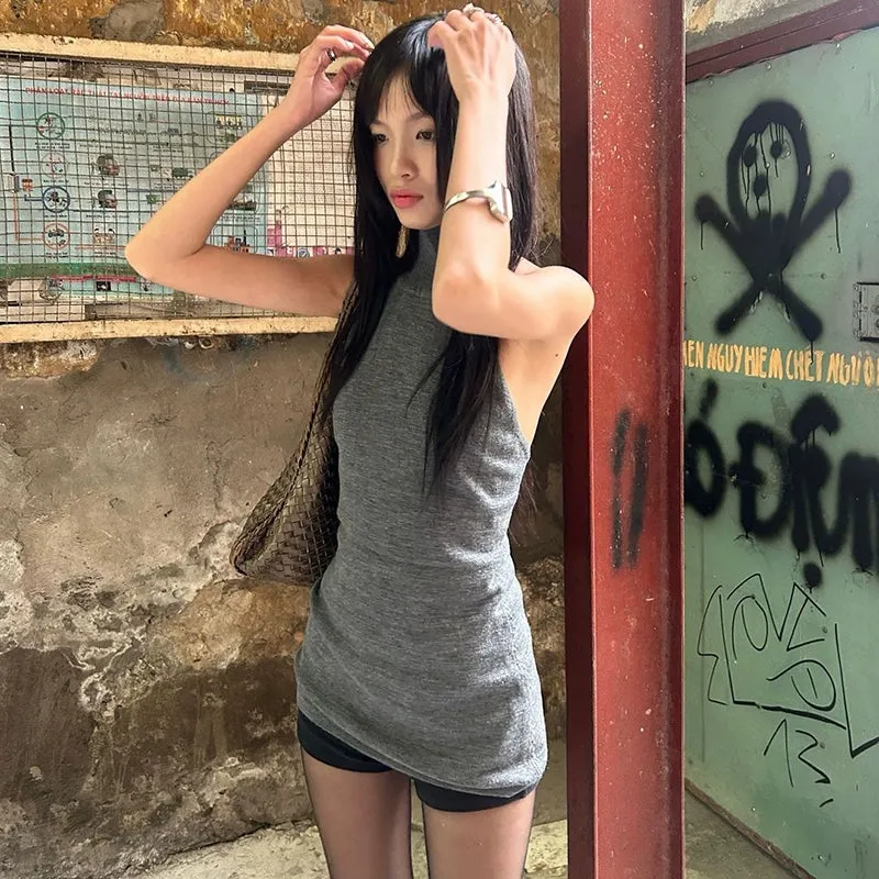 Aaira Retro Halter Knit Top