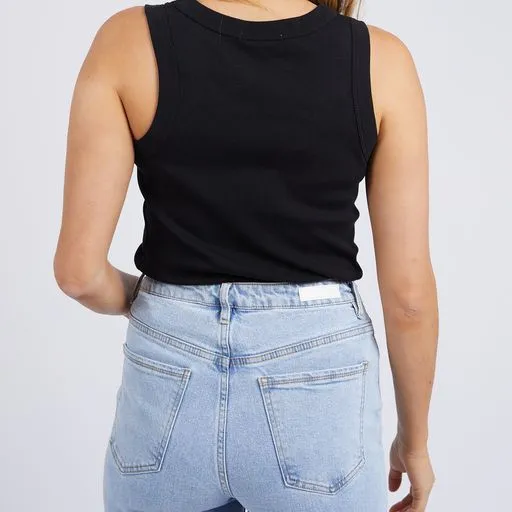 Esme Tank