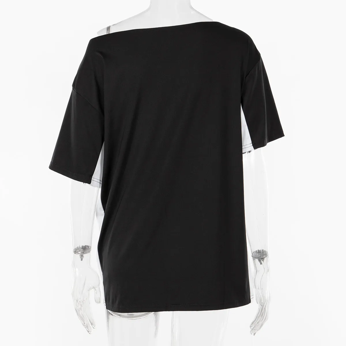 Jaidah Graphic Off-Shoulder T-Shirt