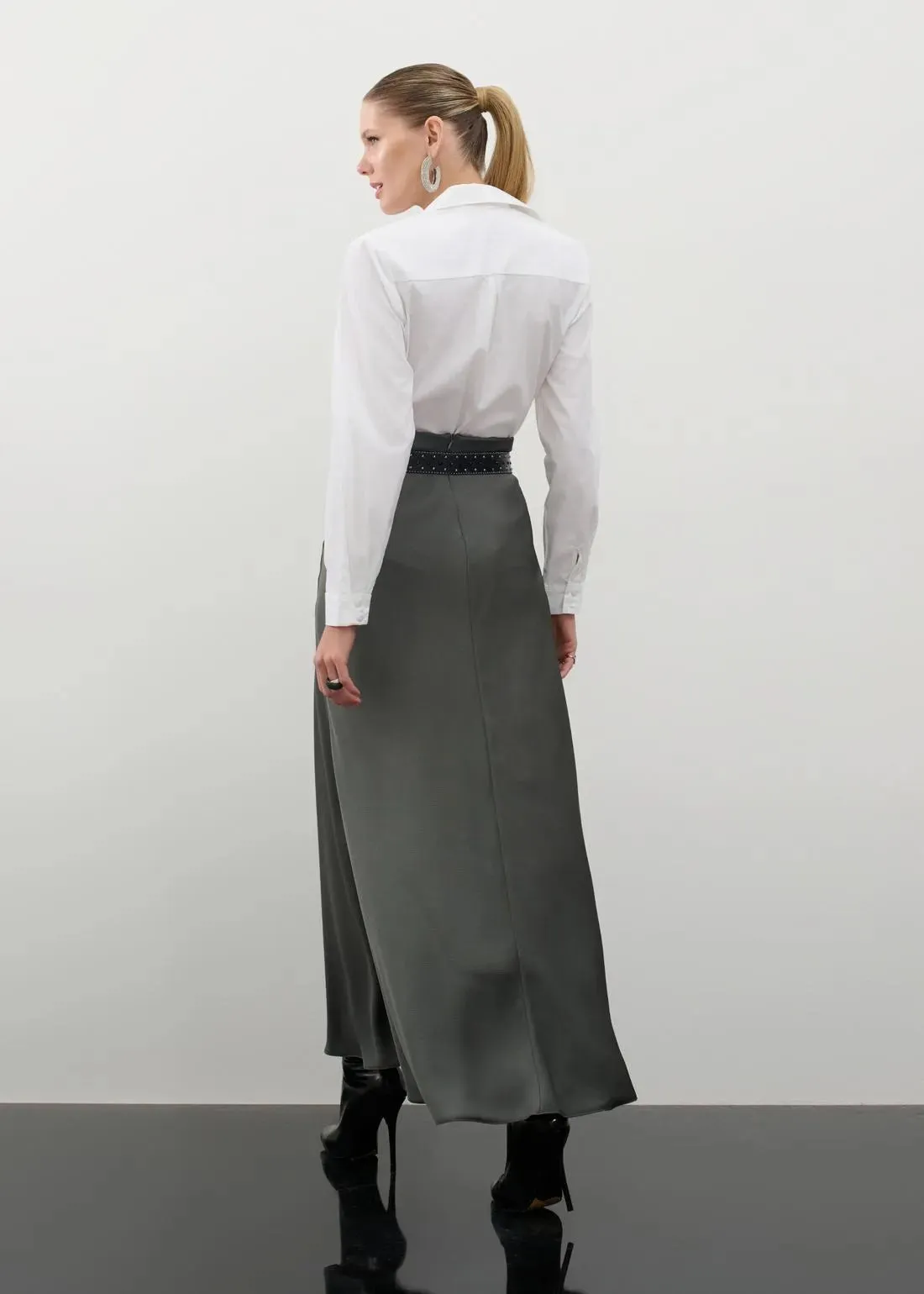 Lore - Crepe Maxi Midi Skirt