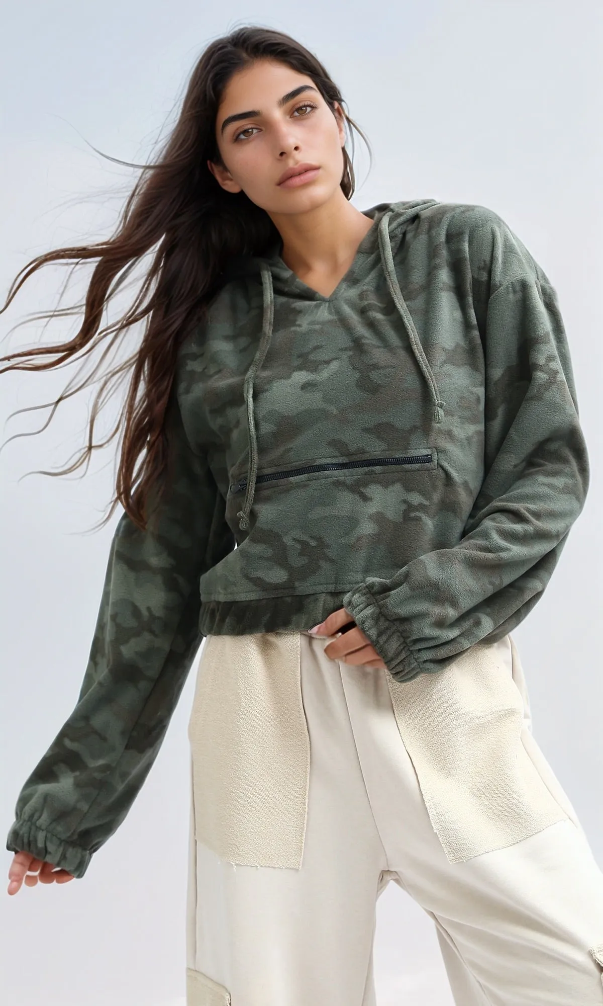 O201151 - Winter Cropped Army Hoodie with Front Zipper - Olive