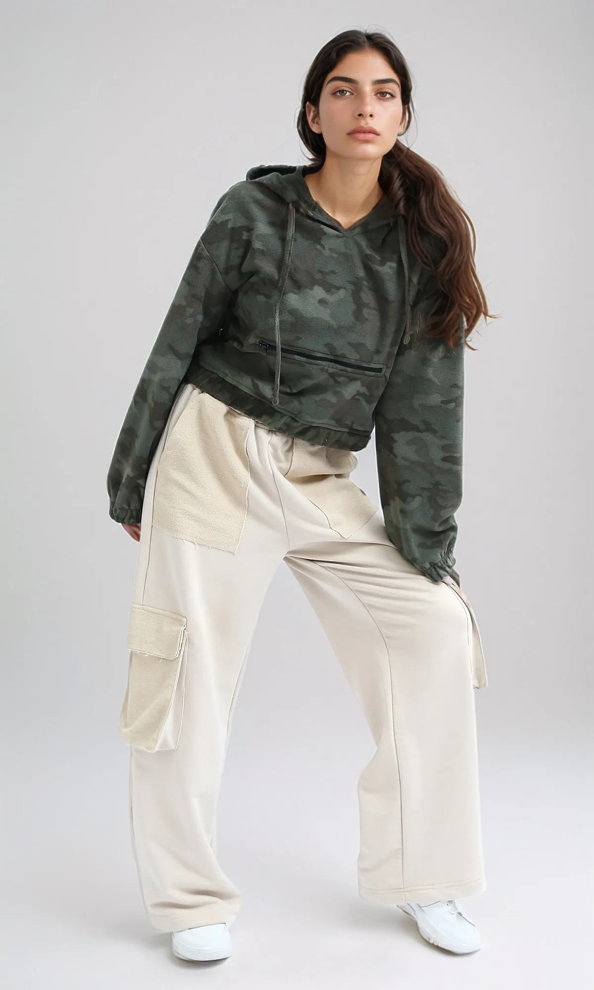 O201151 - Winter Cropped Army Hoodie with Front Zipper - Olive