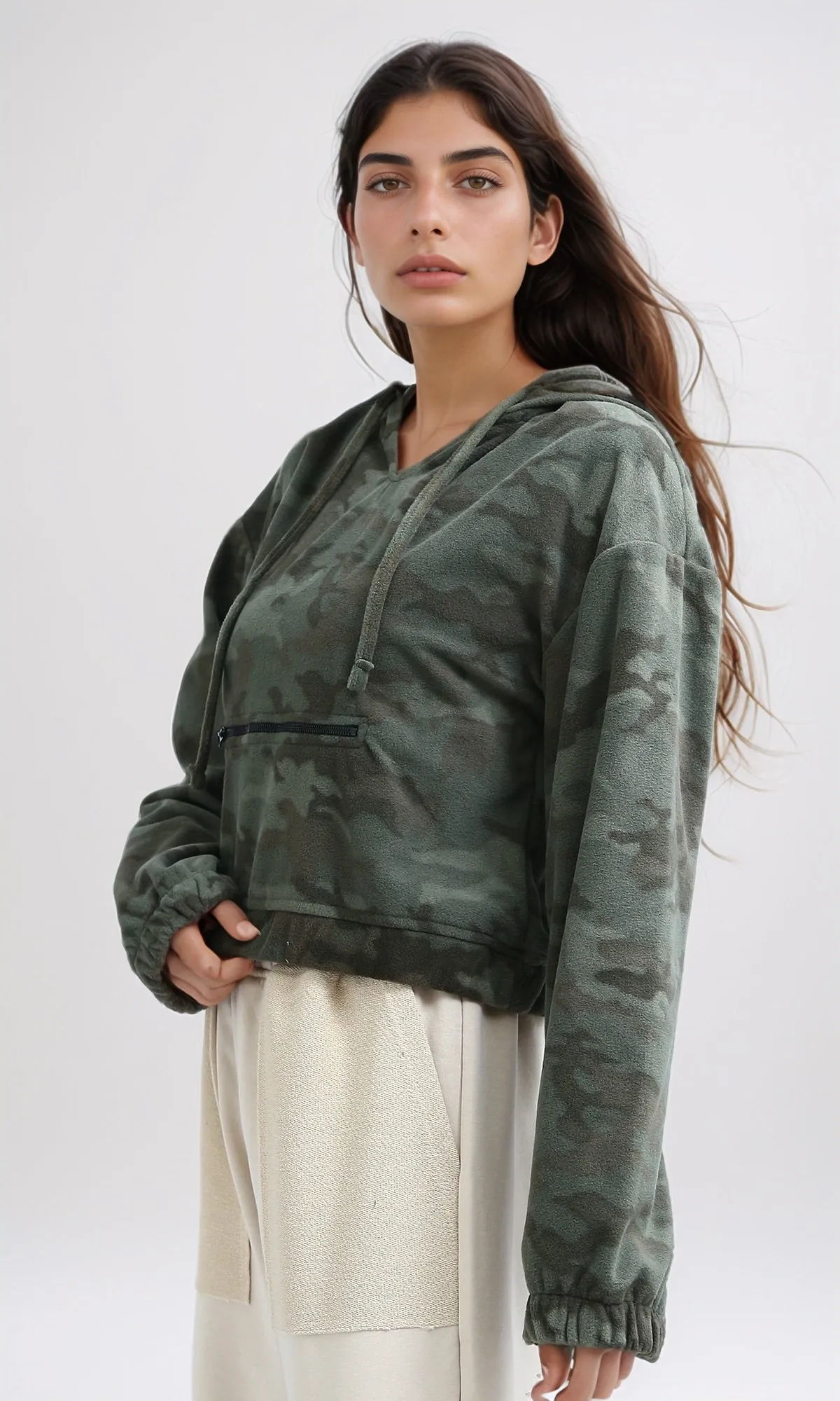 O201151 - Winter Cropped Army Hoodie with Front Zipper - Olive