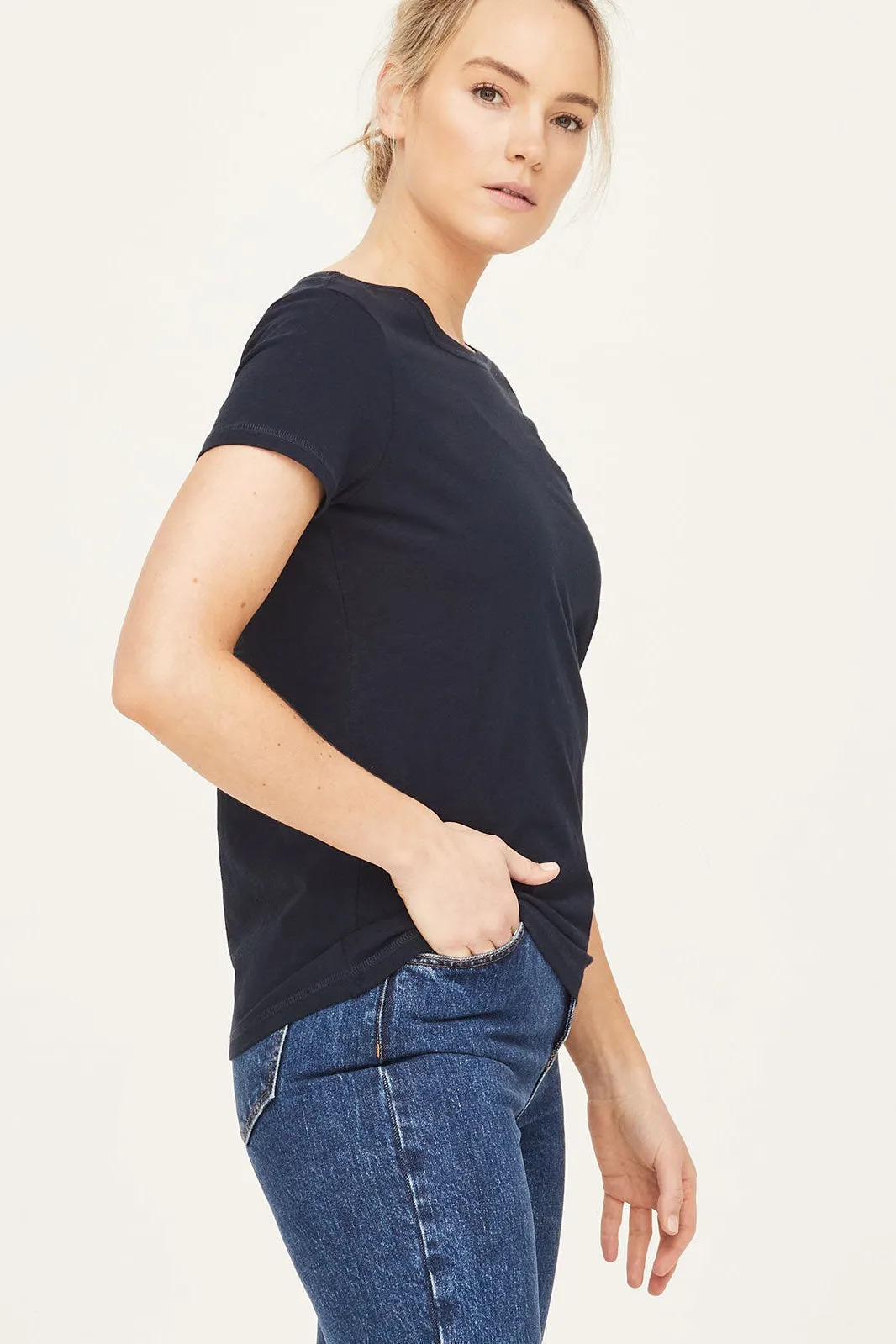 Thought Short Sleeved Fairtrade Organic Cotton T-Shirt in Navy